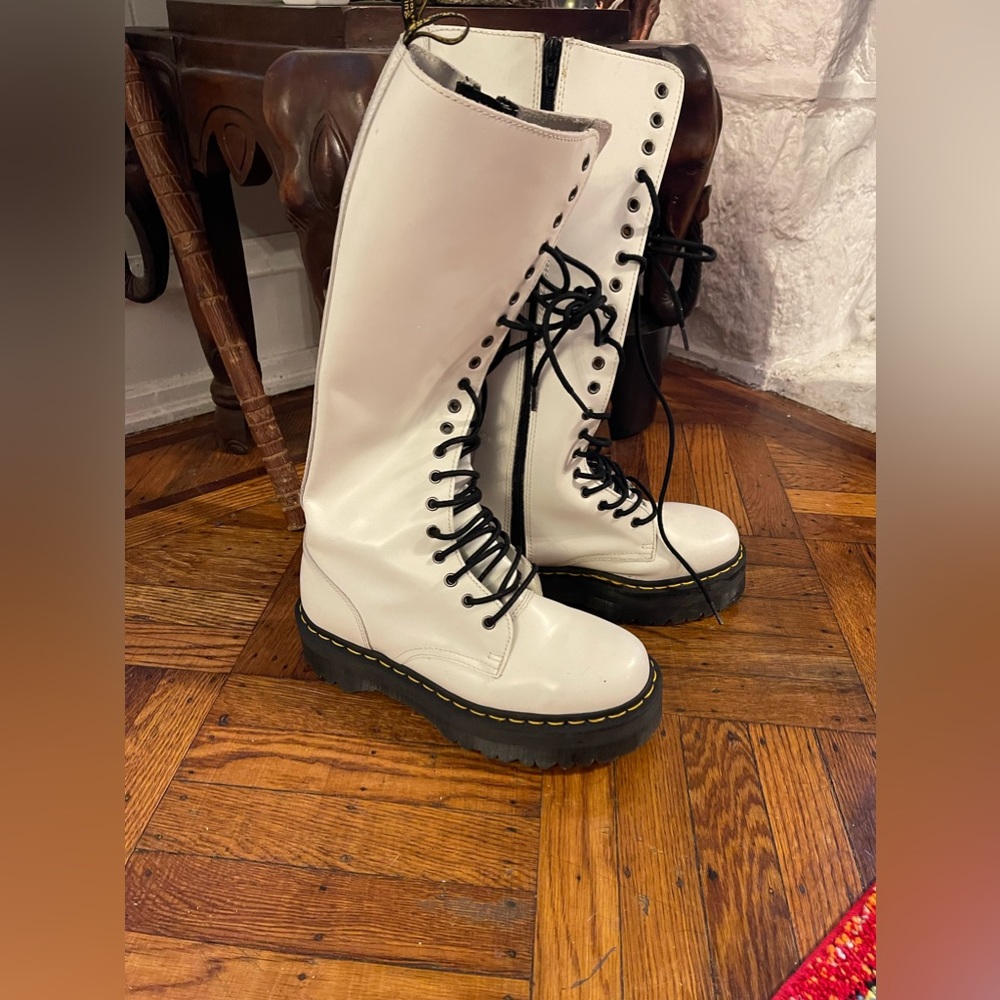Knee length white Jadon Dr. Martens